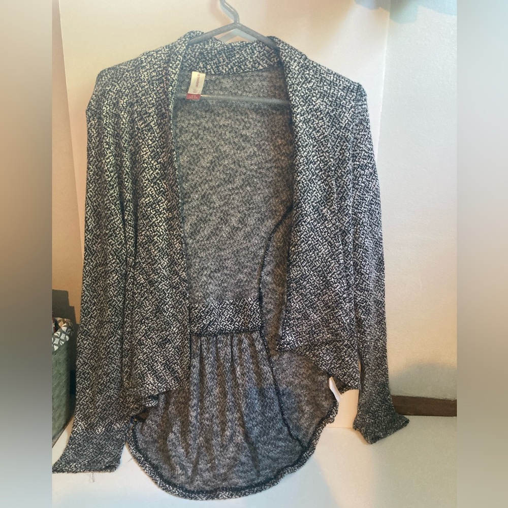 Hi-low Black and White Sweater